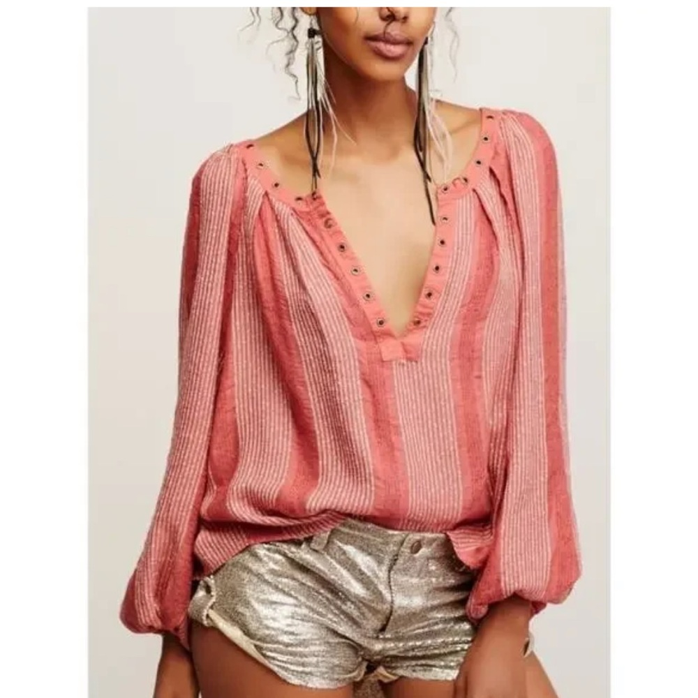 Free People Against all Odds Blouse Size Small Bohemian Coral Grommet Loose